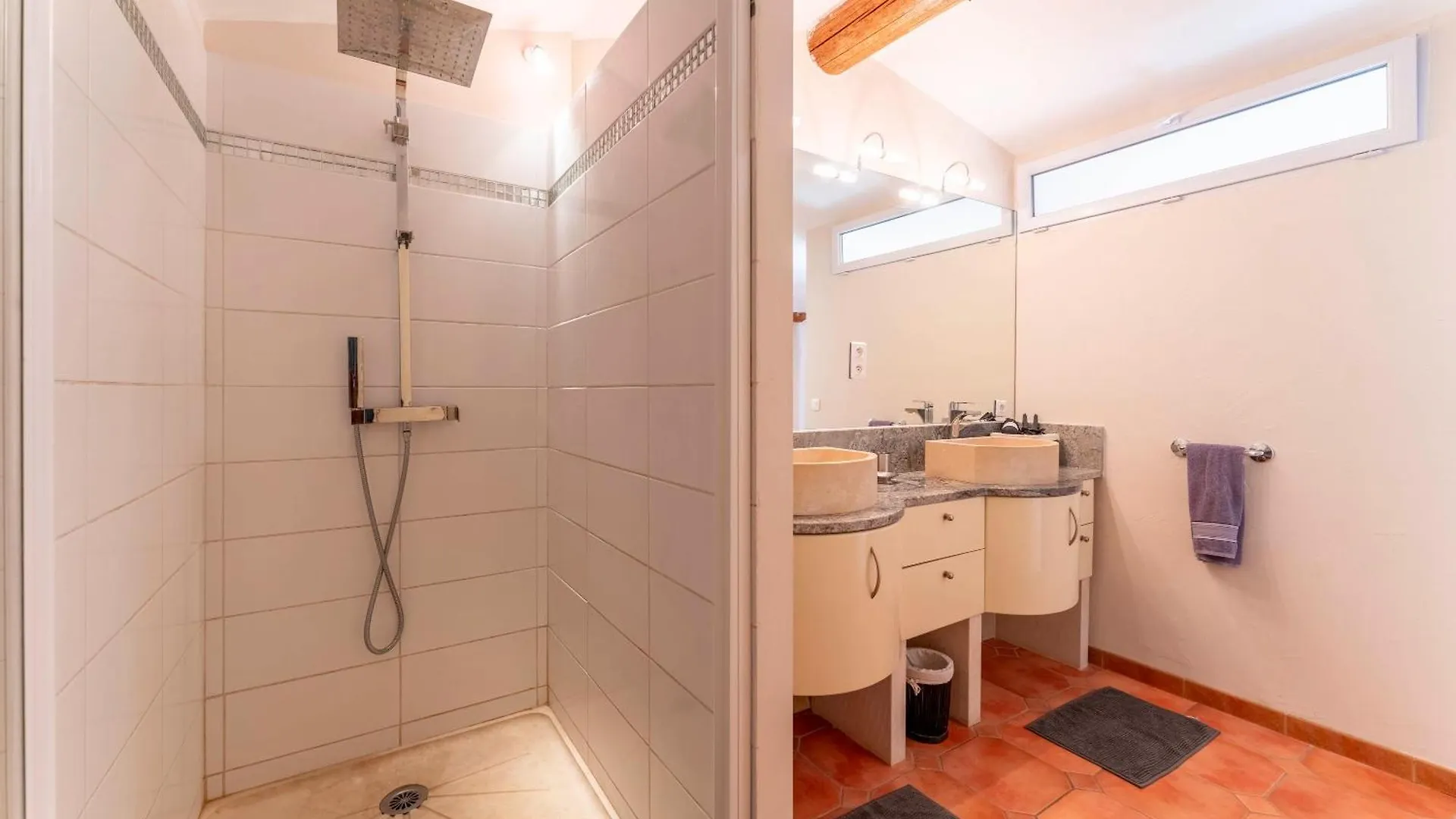 Mas De Charme Caumont Sur Durance Villa 0*, Caumont-sur-Durance