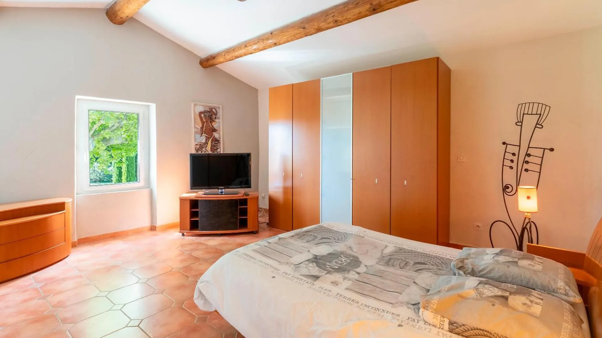 Holiday home Mas De Charme Caumont Sur Durance Villa France
