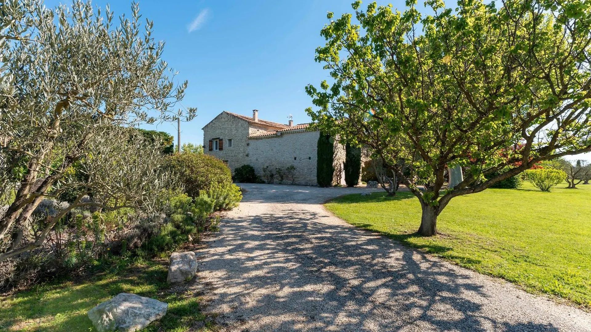 Mas De Charme Caumont Sur Durance Villa Holiday home Caumont-sur-Durance